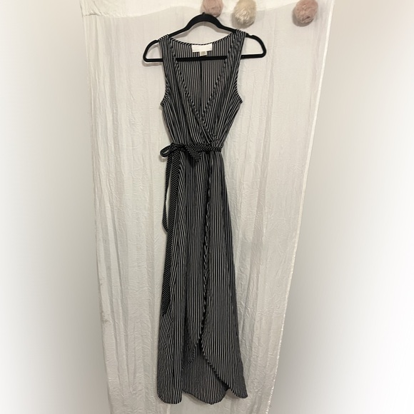 Superfoxx Pin Stripe Belted Maxi Dress 🌵Small - Picture 1 of 9
